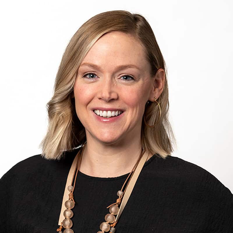 Elizabeth Maglio headshot